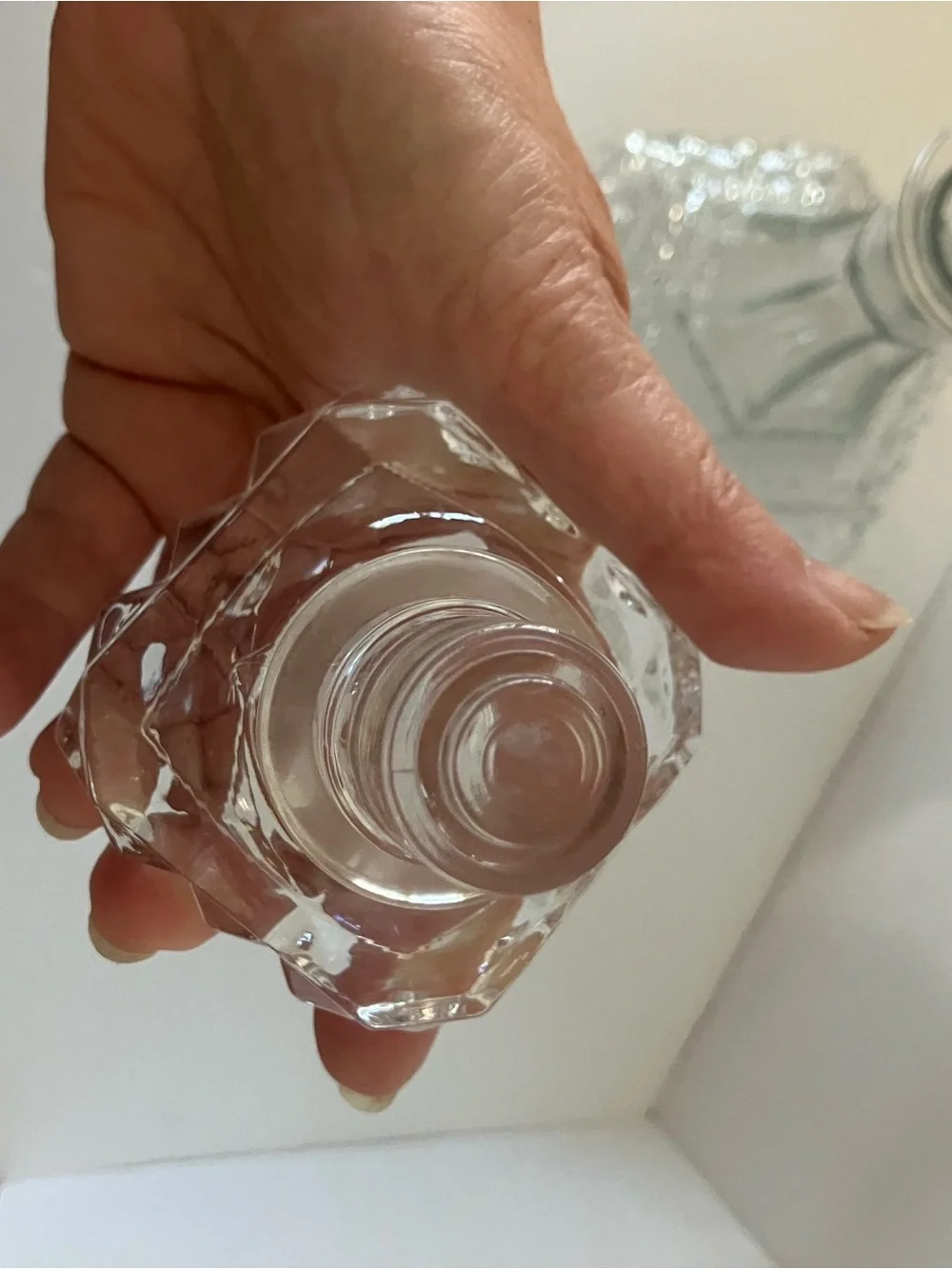 Anchor Hocking Vintage Wexford Clear Pressed Glass Decanter with Stopper